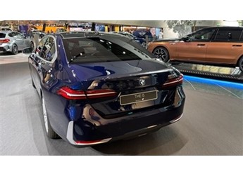 史上最巨爭議的寶馬5系：市場用腳投票了！