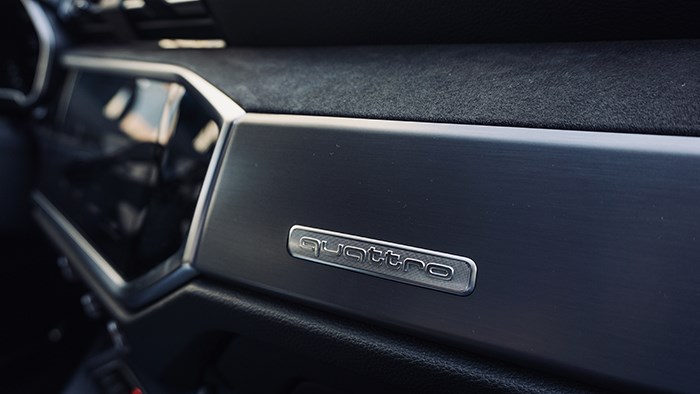 抓住你的眼球 奧迪Q3轎跑SUV評(píng)測(cè) 