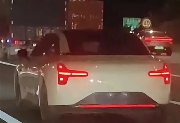 全球最低風(fēng)阻！小鵬MONA M03實(shí)車曝光：三季度有望上市