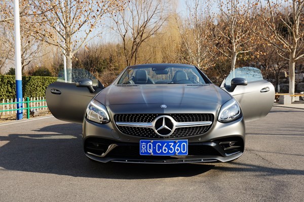 來自德國的獨特氣質 試駕奔馳SLC 300