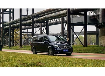 實(shí)力選手 試駕奔馳V260L長(zhǎng)軸距豪華版