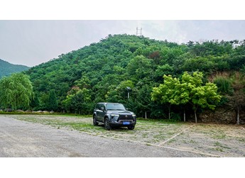 卷土重來 萬車網(wǎng)試駕2024款全新雷克薩斯GX550h 封面圖