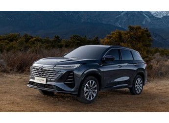 13萬元左右唯一搭載2.0T+愛信8AT黃金動力組合，長安第三代CS75PLUS冠軍版同級遙遙領先 封面圖