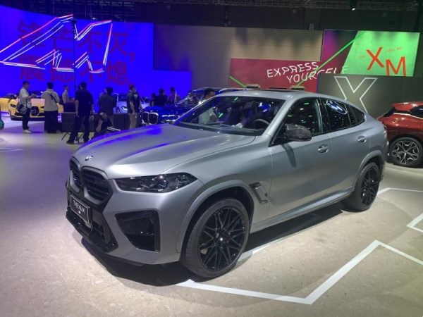 新款寶馬X6 M首發(fā)亮相 搭載4.4T V8發(fā)動機(jī) 全新內(nèi)飾設(shè)計(jì)