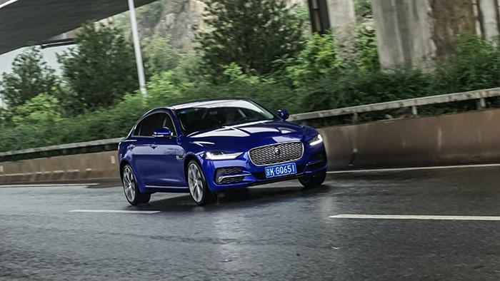 專(zhuān)為運(yùn)動(dòng)而造 捷豹XEL評(píng)測(cè) 