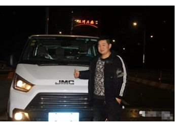 海鮮攤主采訪記：新鮮速達，多虧有Ta這個好幫手