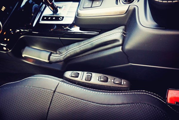 一直都是焦點(diǎn) 萬車網(wǎng)試駕2017款奔馳G500