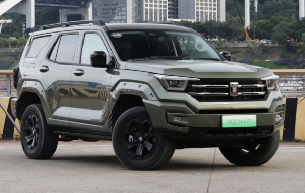 2024款坦克400 Hi4-T試駕：武能越野文能持家